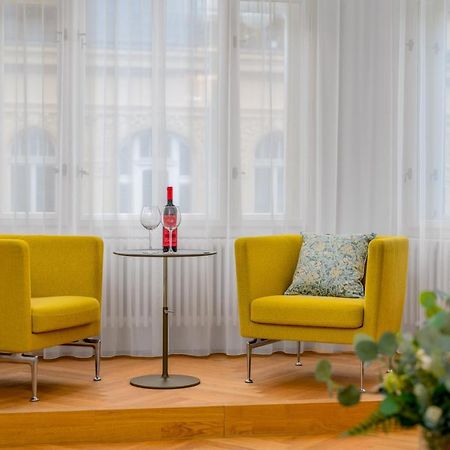 Prague Days - Old Town - Spacious Apartment מראה חיצוני תמונה