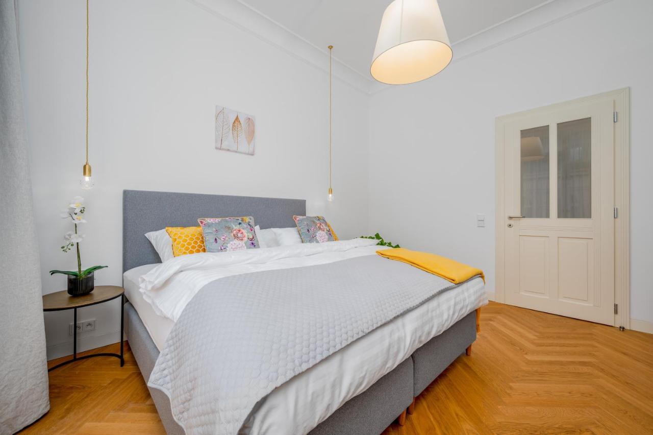 Prague Days - Old Town - Spacious Apartment מראה חיצוני תמונה